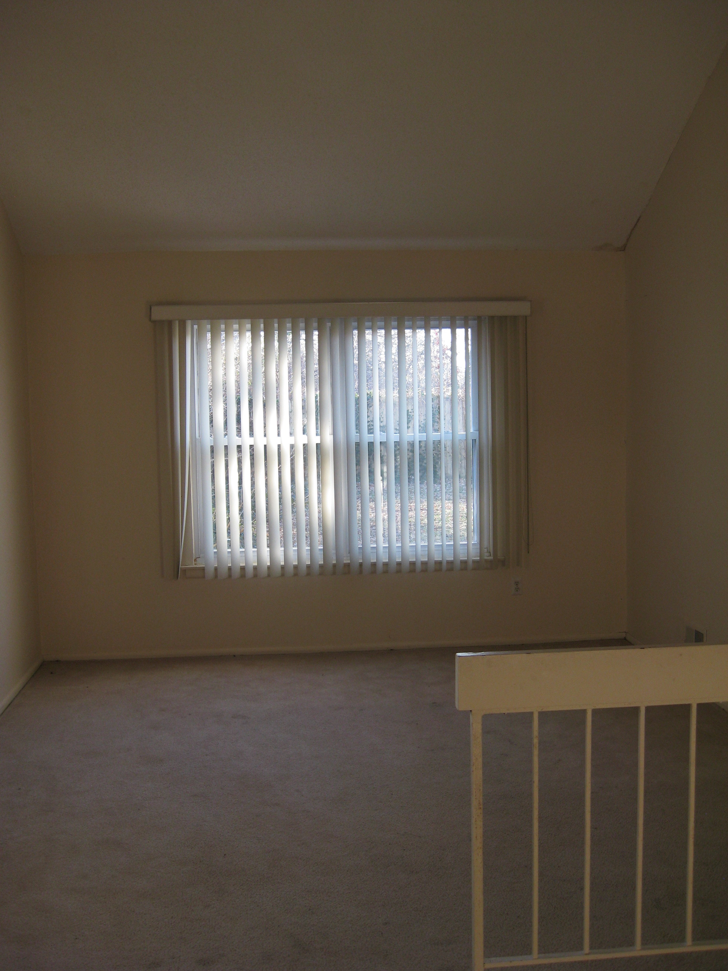 View of dining area (I was standing in the sunken part when I took this picture)